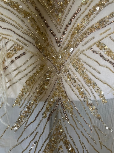 Imagine Rochie lunga cu cristale aurii si pene